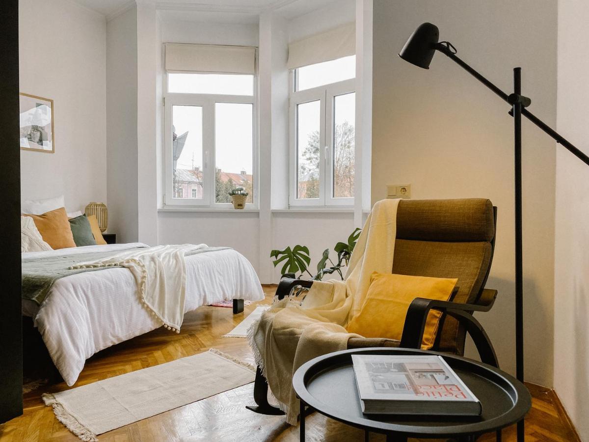 Simsimdoba Apartman Csernyivci Kültér fotó